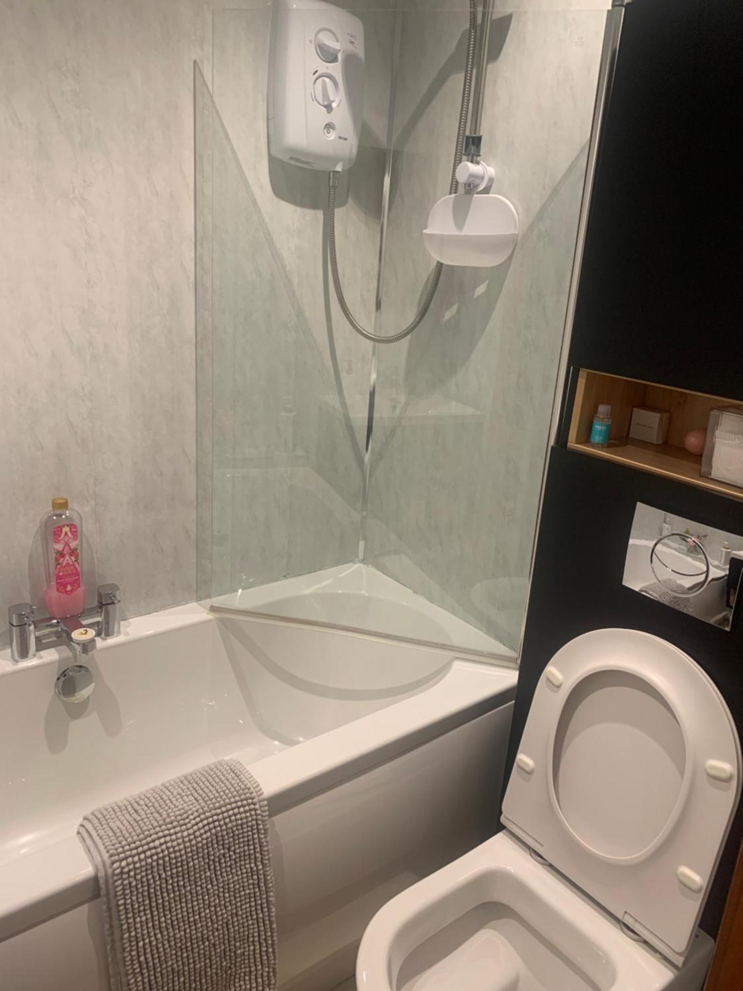 Family Room (2 Adults + 2 Children)